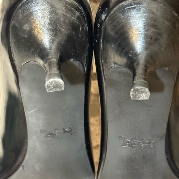 Coach Black Patent Leather Kitten Heels Pointed Toe Size 8 Worn Twice Like New - Picture 8 of 9